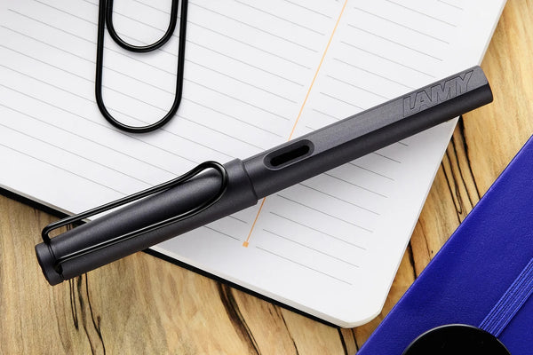 Lapicera Pluma Lamy Safari Steel Black - Medium (M)