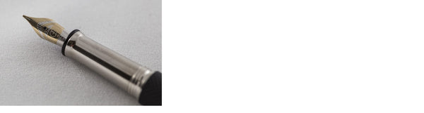 Pluma Fuente Otto Hutt Design04 Blue Glossy Shiny (M)