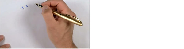 Pluma Fuente Pelikan Jazz Noble Elegance Gold Medium (M)