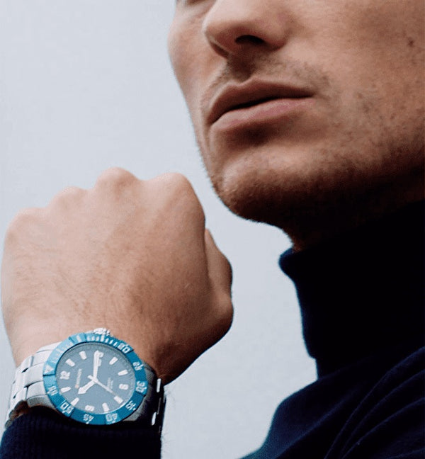 Reloj Wenger Seaforce SS Strap Blue 01.0641.133