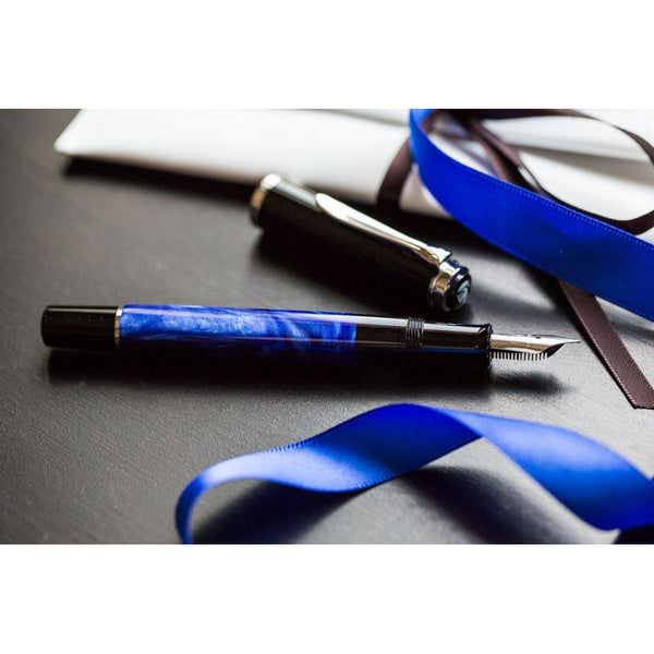Lapicera Pluma Pelikan M205 Blue Marble - Medium