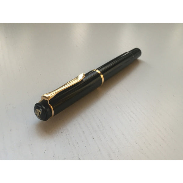Lapicera Pluma Fuente Pelikan M200 Black - Fine