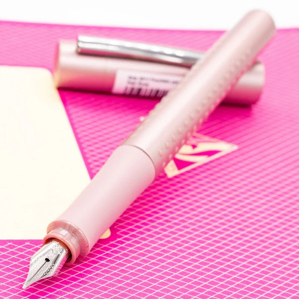 Lapicera Pluma Fuente Faber-Castell Grip - Pale Rose