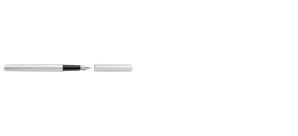 Lapicera Pluma Fuente Pelikan Ineo - Clearing Breeze - Medium (M)
