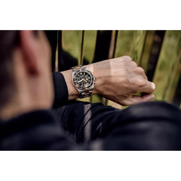Reloj Victorinox Maverick SSGolden Chrono Black 43mm 241952