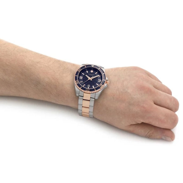 Reloj Victorinox Maverick SSGolden Blue 43mm 241950