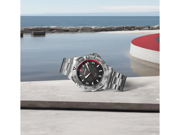 Reloj Wenger Seaforce SS Strap Black 01.0641.139