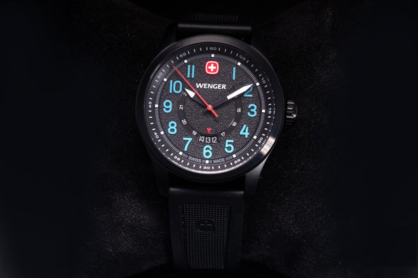 Reloj Wenger Terragraph Black Silicone Strap Black 01.0541.127